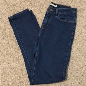 Levi mid rise skinny jeans